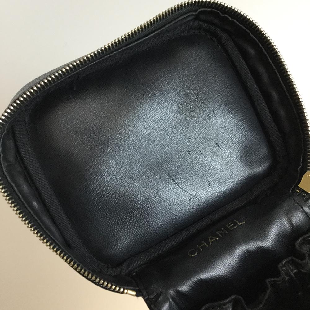Buy & Consign Authentic Chanel Caviar Skin Leather Vanity Bag at The Plush Posh