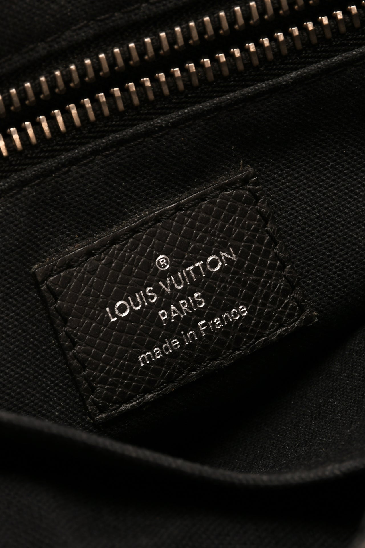 Louis Vuitton Steel Grey Taiga Leather Roman MM Bag